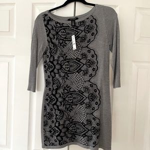New!! WHBM XS TUNIC SWEATER